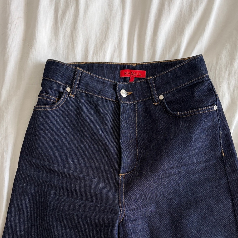 Max & Co. Dark Denim Barrel Jeans with RFID Authenticity Worn Once